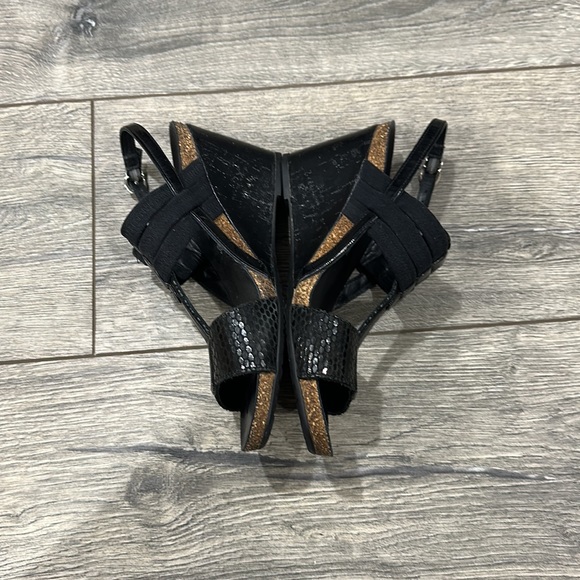 • Mephisto • Open Toe Wedge Sandals Black Leather 38 Women’s - Picture 3 of 4